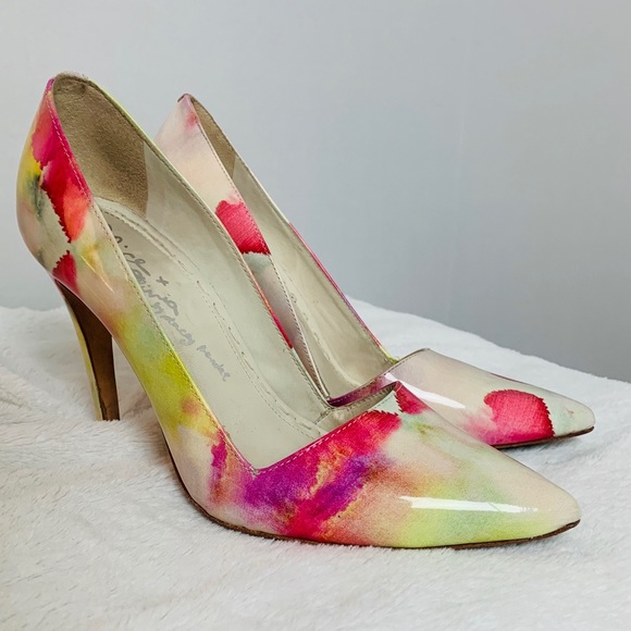ALICE + OLIVIA | watercolor colorful heels - Picture 3 of 5